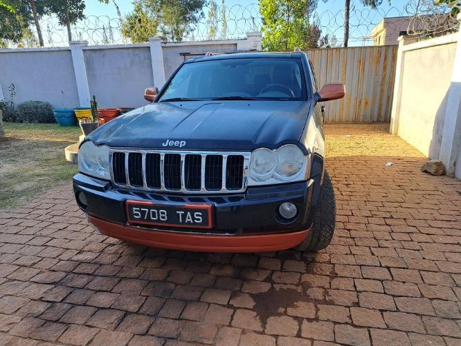 JEEP GRAND CHEROKEE      moteur mercedes d’or ...