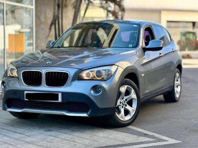 BMW X1 2.0D    full options, num étranger, qu ...