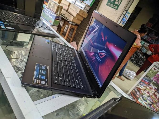 Asus X45V 14'' 
                             ...