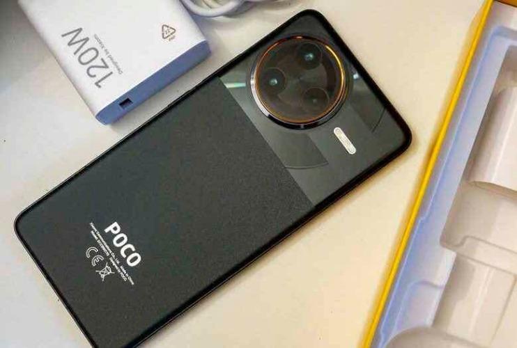 POCO F7Ultra
                  Smartphone ne ...