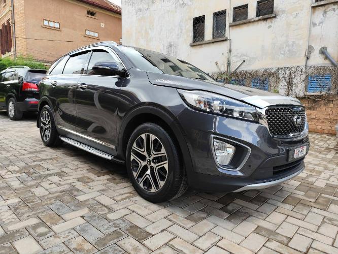 KIA SORENTO 5
                               ...