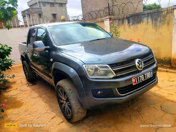 Volkswagen Amarok pickup 4x4
                ...