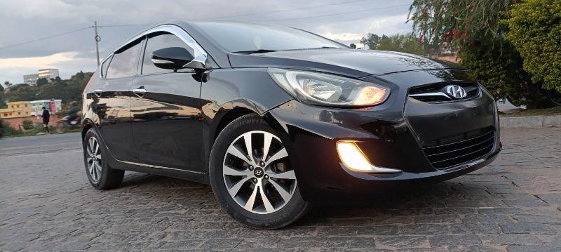 HYUNDAI ACCENT WIT VGT 
                     ...