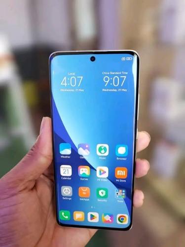 XIAOMI 12X 
                    ÉCRAN INCURV ...