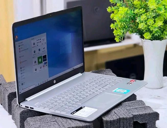 HP_Laptop_15-ef1xxx
                         ...