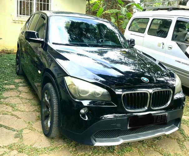BMW X1  
  Boîte manuelle 6 raports  Clim au ...