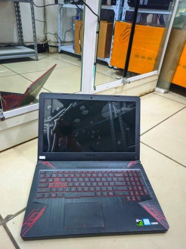 ASUS FX504
                     Intel HD 630 ...