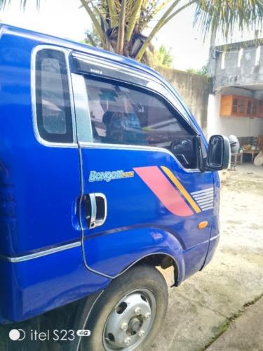 Camion kia , double cabine, année 2009 .
Pri ...