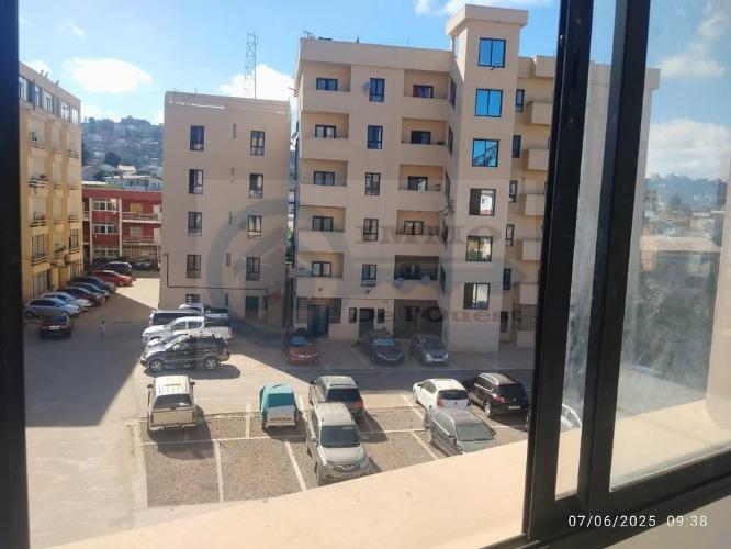 Bel appartement à louer  à  Ambatoroka Ambany ...