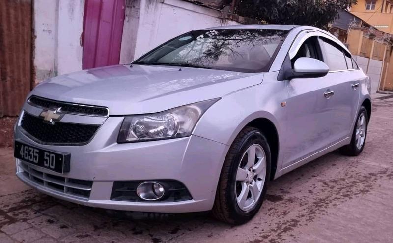 CHEVROLET Cruze
                      Cuir,  ...