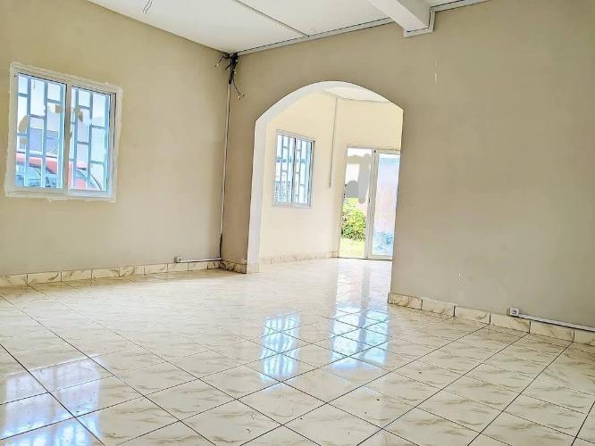 MAISON A LOUER MANAKAMBAHINY 
🏠 Belle maiso ...