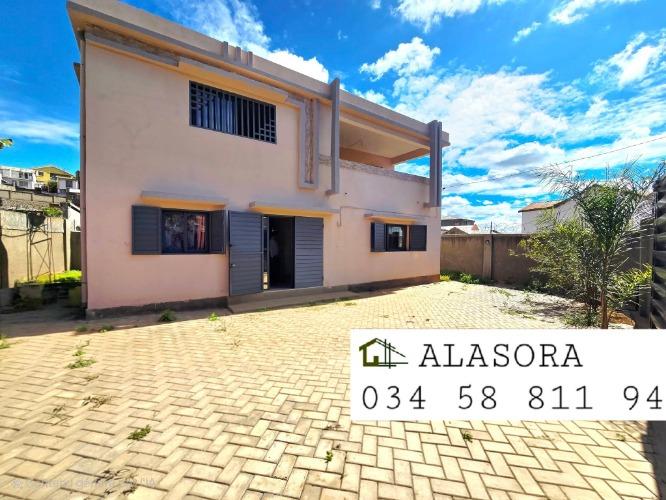  VILLA A LOUER A ALASORA                      ...