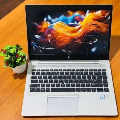 HP EliteBook 830 G6
                         ...