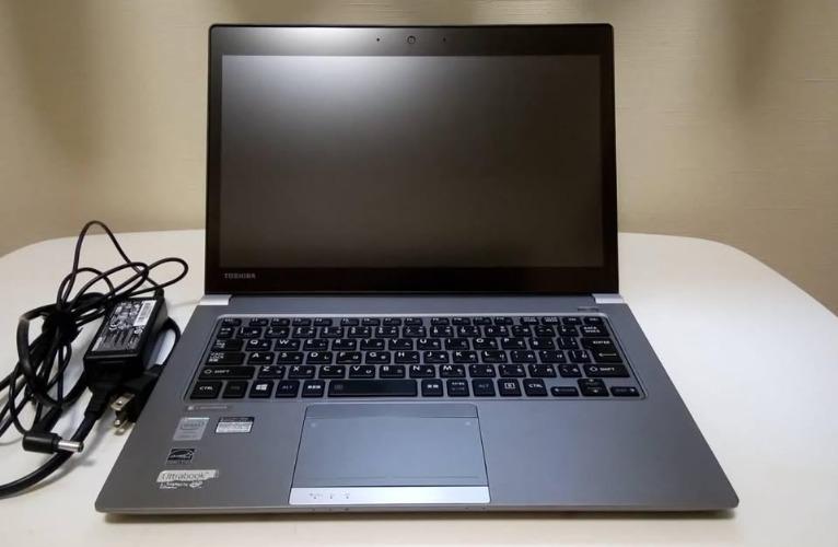 Toshiba ultra slim tactile
                  ...