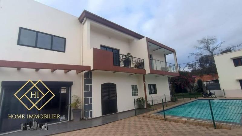 Villa F6 à louer ANTANETIBE 