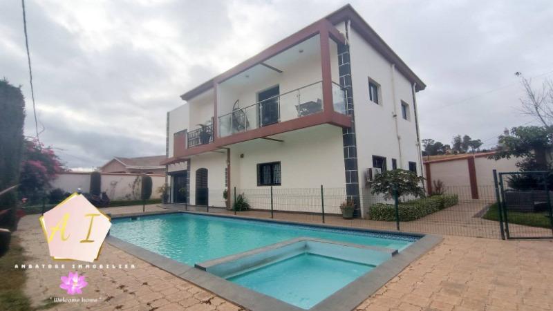 Villa F6 À LOUER  ANTANETIBE 
