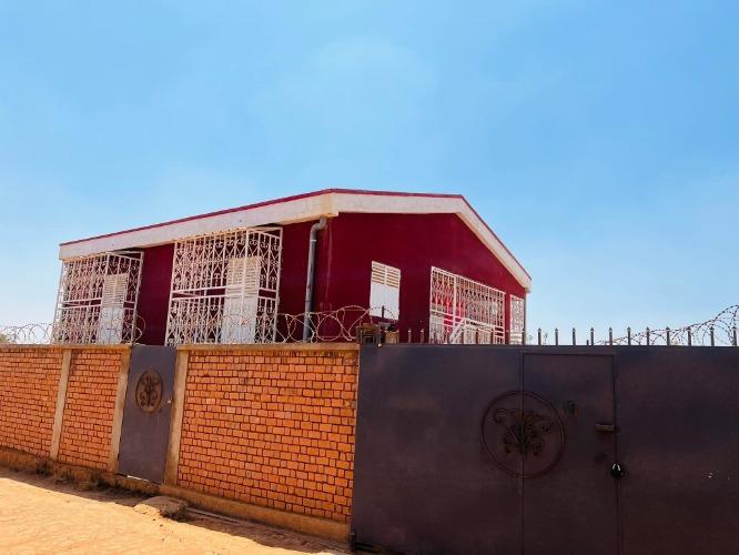 VILLA AMBOHIDRATRIMO À VENDRE