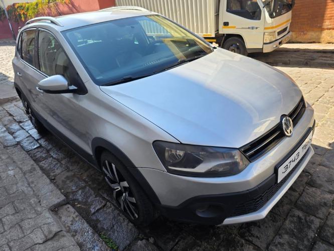 Volkswagen Polo Cross Tdi
                   ...