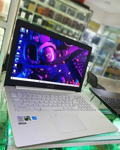 ASUS UX501
                   Intel® core i7 ...