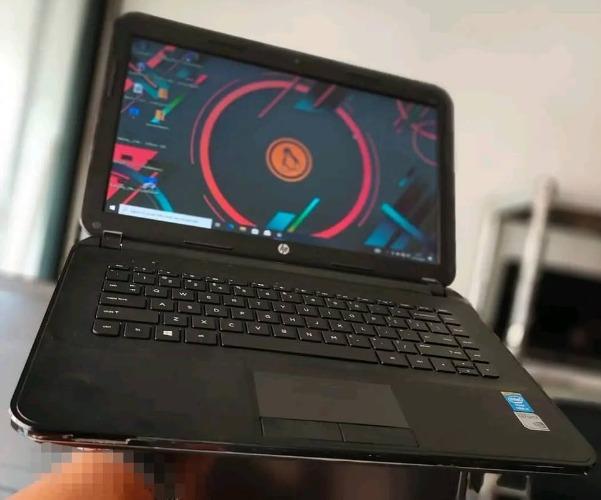 HP 240 G2
            PC Portable 🔹 Carte g ...