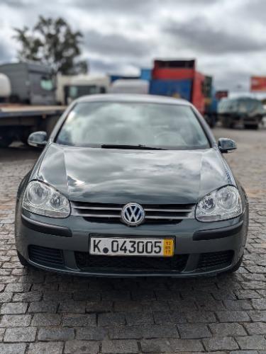 Volkswagen Golf 5
            À VENDRE (1.9  ...