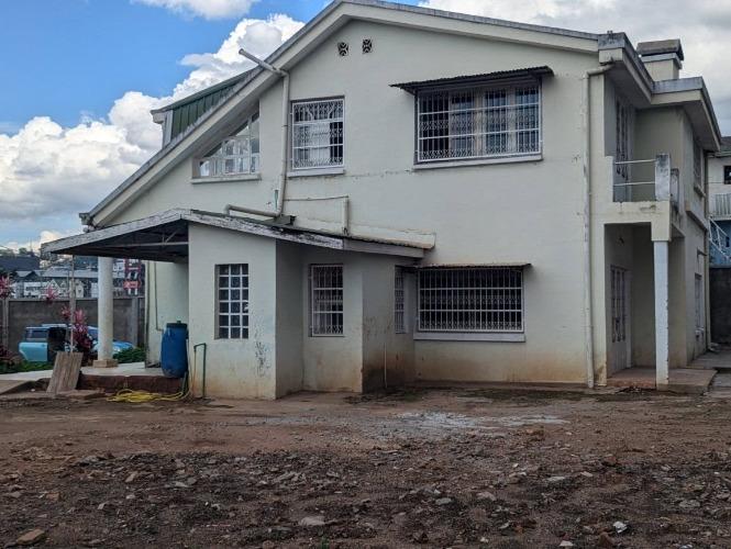 Villa à étage à louer – Amboditsiry
Belle vi ...