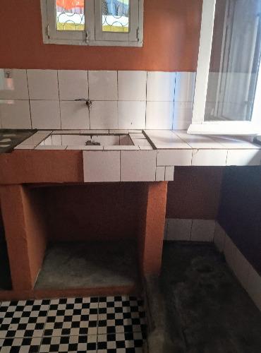 Appartement ahofa AMPITATAFIKA AMBONY 
1liv+ ...