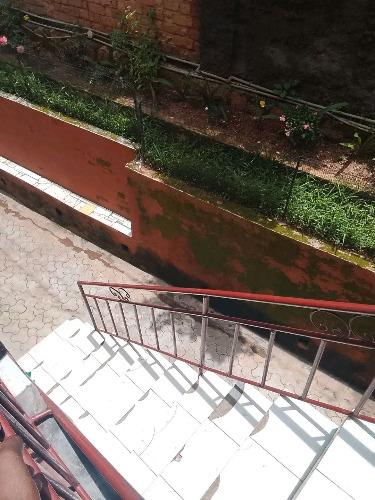  trano ahofa ivandry
📢1 Living 1chambre+cui ...