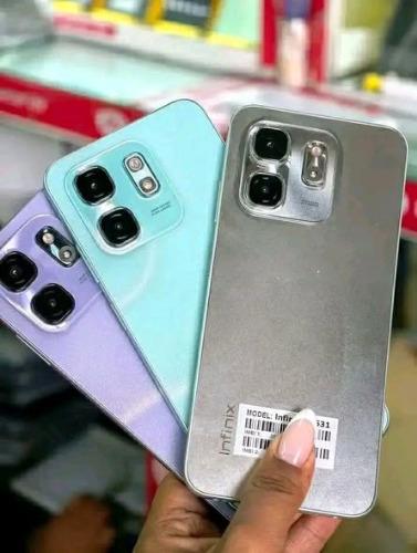 INFINIX HOT 50i   
 RAM / Stockage : 6Go / 1 ...