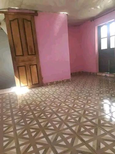 Manakambahiny
Trano mitokanana
 bord de la  ...