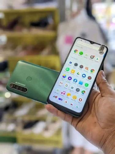 REALMI 5i  
Ram 4Go
Rom 64Go
Version 10