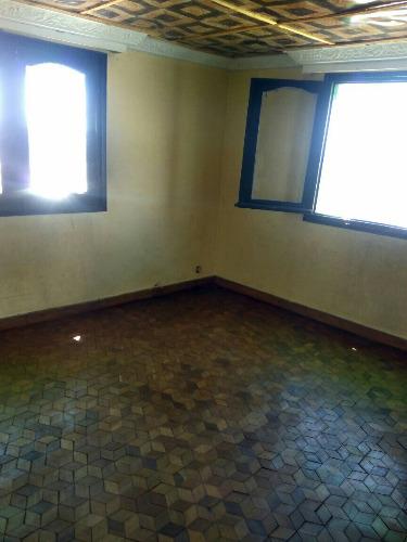 1 liv 2 chambre ambony riana brd RN
Andronon ...