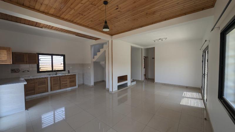 IVATO Aeroport
Villa Etage Independent a lou ...