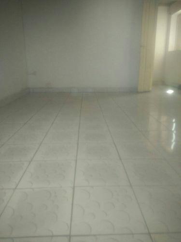 Trano ahofa eto apasanimalo efitra Ray malala ...