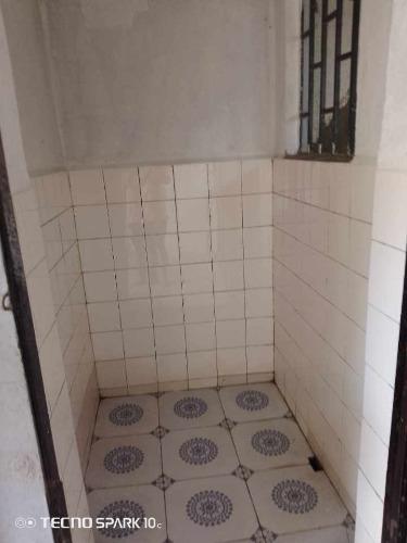 trano ahofa ambany universite ankatso aty 
a ...