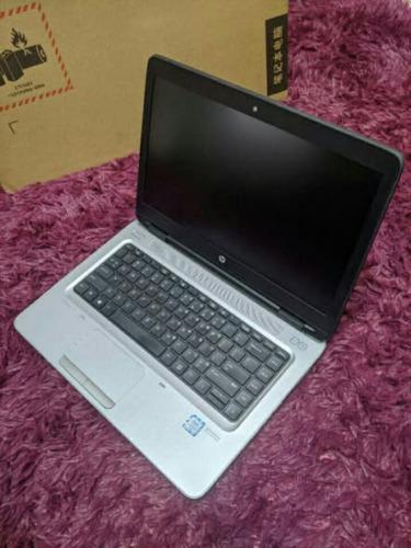 Ordinateur sous carton    
-hp 14 