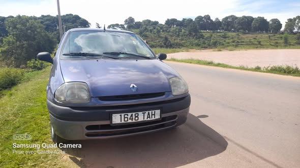 Clio 2 moteur essence injection 1.2 faible co ...