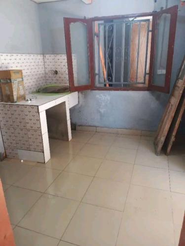  Trano Ahofa
 Sis à Namontana CSB2
    . 2  ...