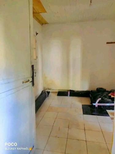 Trano ahofa androndra  ambany Rihana access m ...