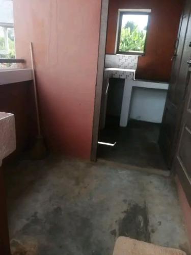 Ahofa Ambatomaro
Appartement 1ere étage
- 0 ...