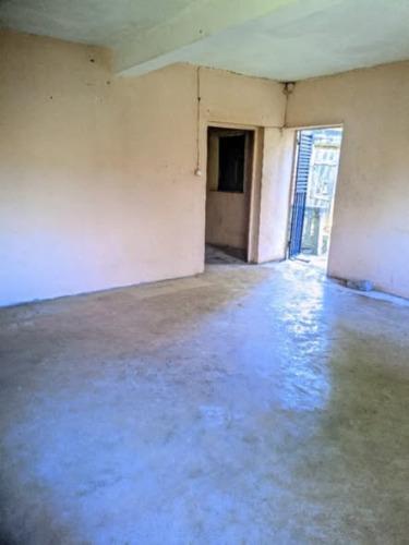 Fiadanana Jesosy e,ito misy trano.ahofa eto i ...