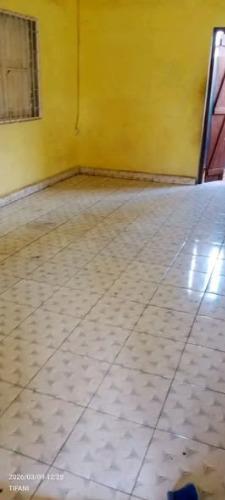 sady ipetrahana no ivarotana 
Aiza daholo ia ...