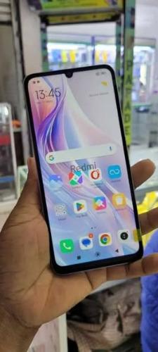 redmi 13R
RAM 6GB
MEMOIRE 128GB
Android 13 ...