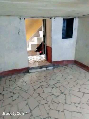 Trano ahofa 67ha centre ampitan'ny super maki ...