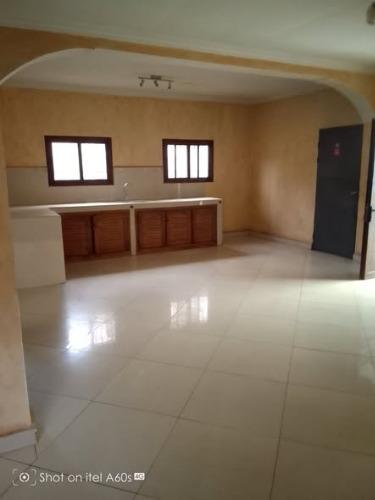 ambohijatovo ivandry 
maison indépendante 
 ...