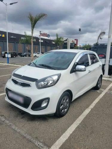 À Vendre KIA MORNING PHASE 3 BVA
Options: Di ...