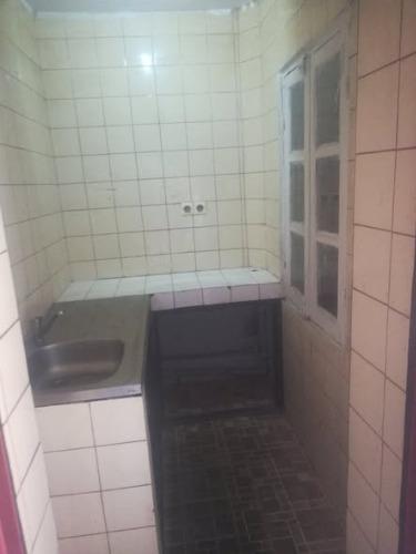 Trano Ahofa ankadifotsy
Acces moto
2 chambr ...