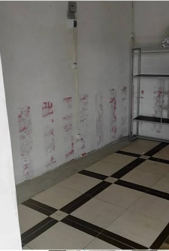 Local commercial a louer ..centre ville a Tsa ...