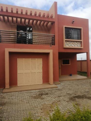 A vendre  Une nouvelle maison à Ankadivoribe  ...