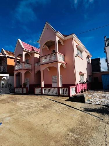 À LOUER – Villa à étage à Beravina Itaosy
 S ...